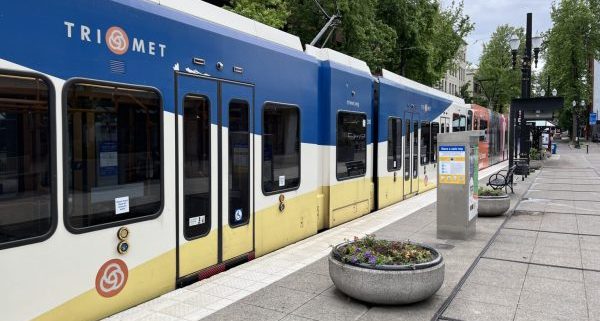 Oregon lawmakers strike potential deal on transportation funding