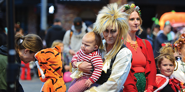 Spooks, smiles and sweet treats in downtown La Grande | La Grande